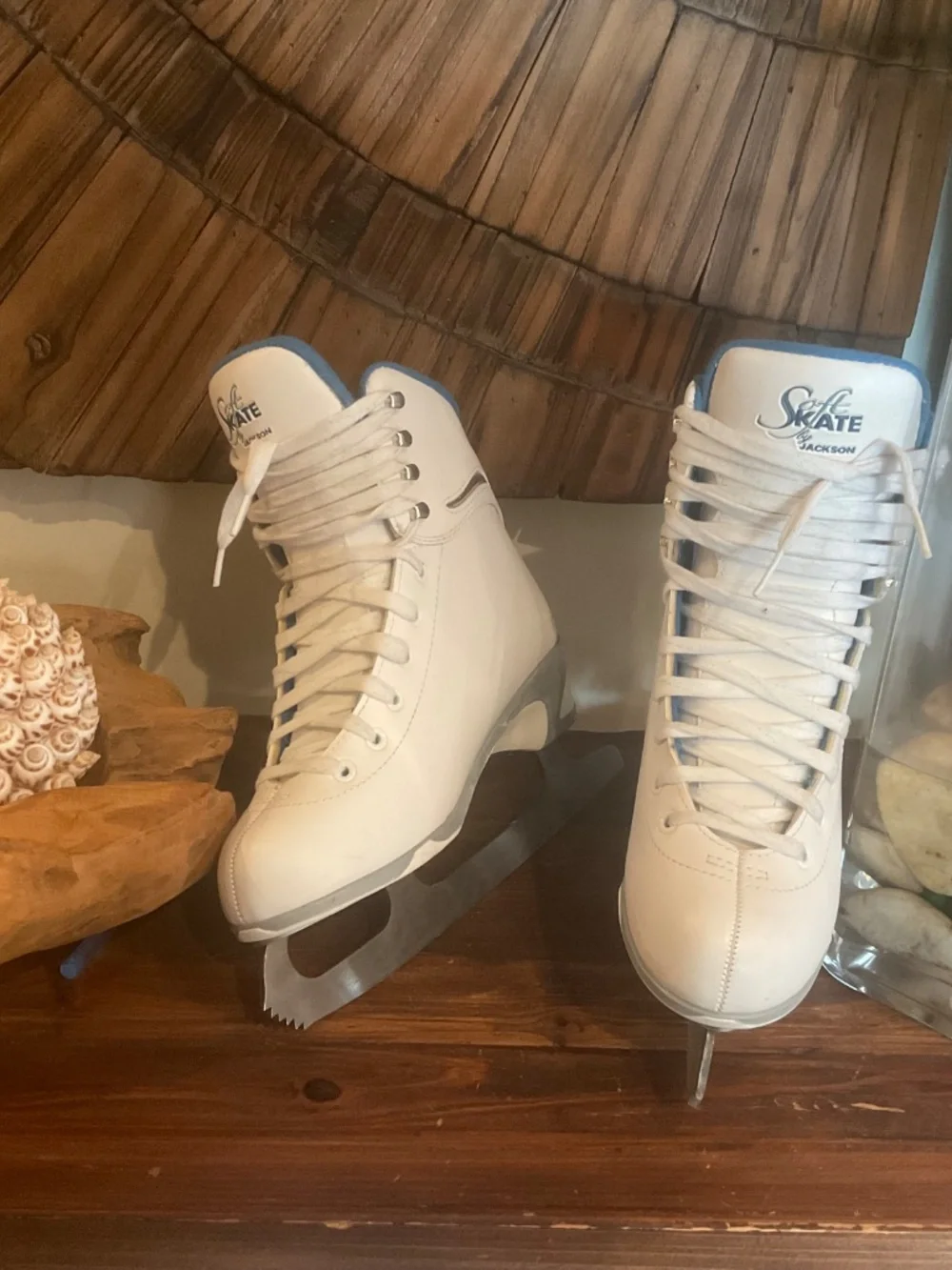 Jackson Ultima Girls Soft Skate Series Figure Skates, White, Size 5